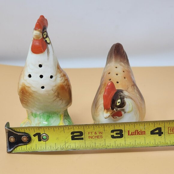 Vintage Ceramic Chicken & Rooster Salt & Pepper Shakers Set Japan - Picture 8 of 11